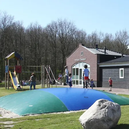Holiday Droompark Spaarnwoude.15 Hébergement de vacances